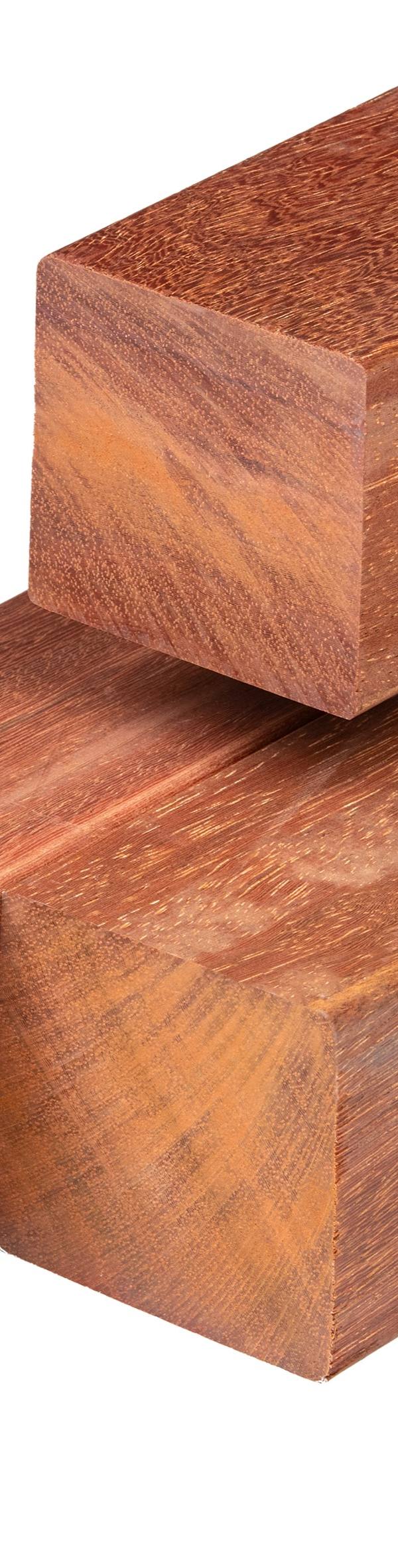 Angelim vermelho hardhout paal 8,5 x 8,5 x 400 cm geschaafd, ongepunt, 4 ronde hoeken