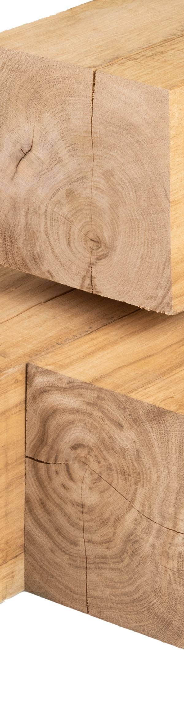 Eiken paal 20,0 x 20,0 x 250 cm, vers, fijnbezaagd, scherpkantig
