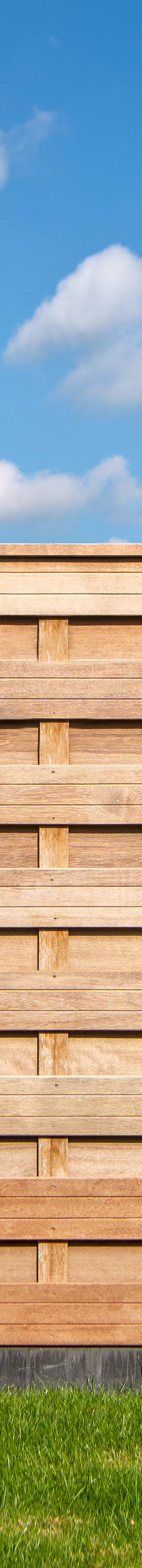 Tuinscherm Bronkhorst, keruing hardhout, RVS-geschroefd, horizontaal, 18-planks (15+3) 180 x 180 cm — 2