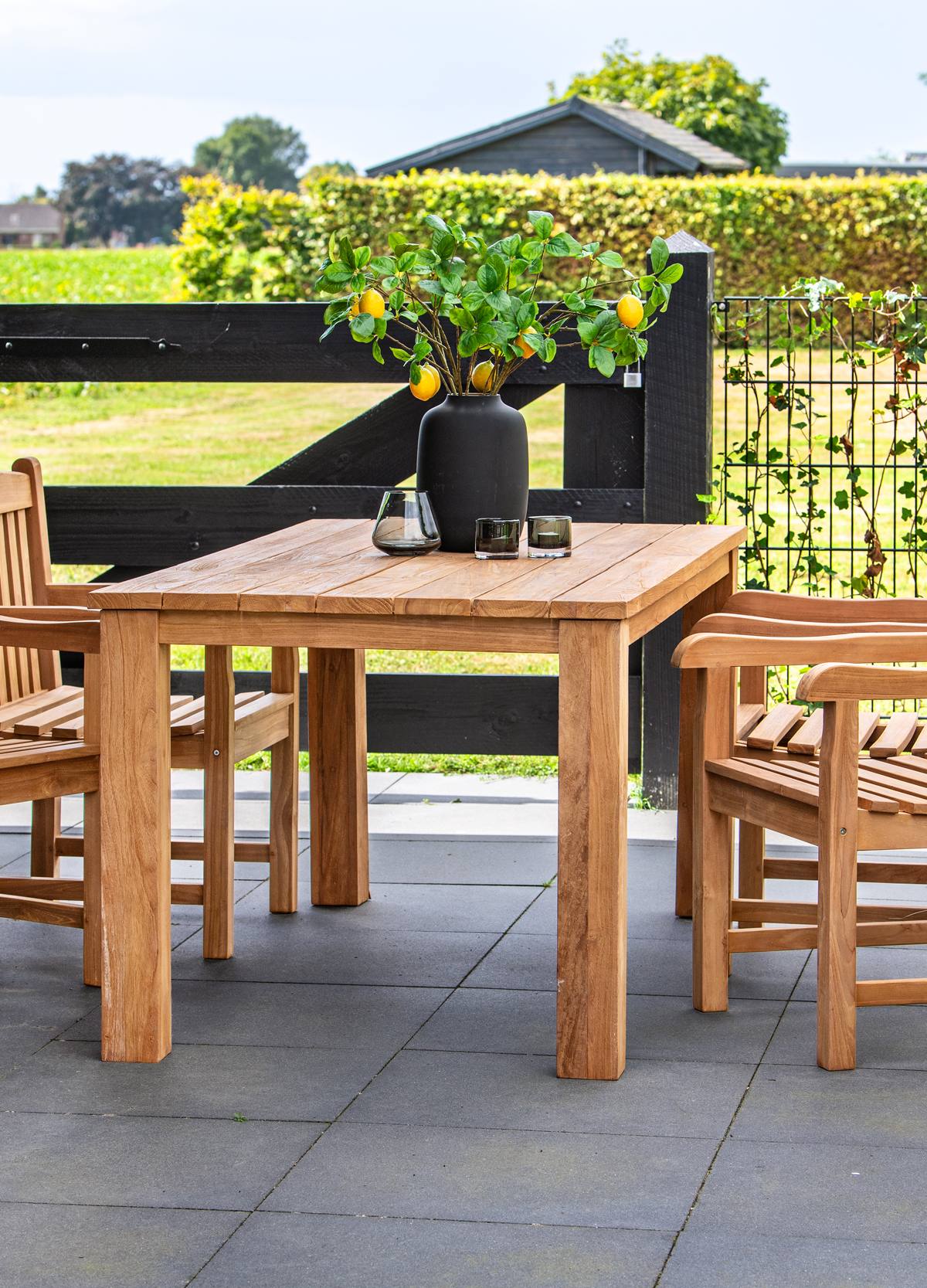 Tuintafel teak 180 x 90 cm solide rustiek